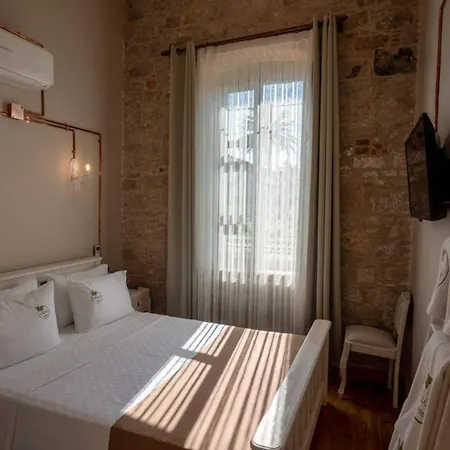 Oliva Cunda Hotel